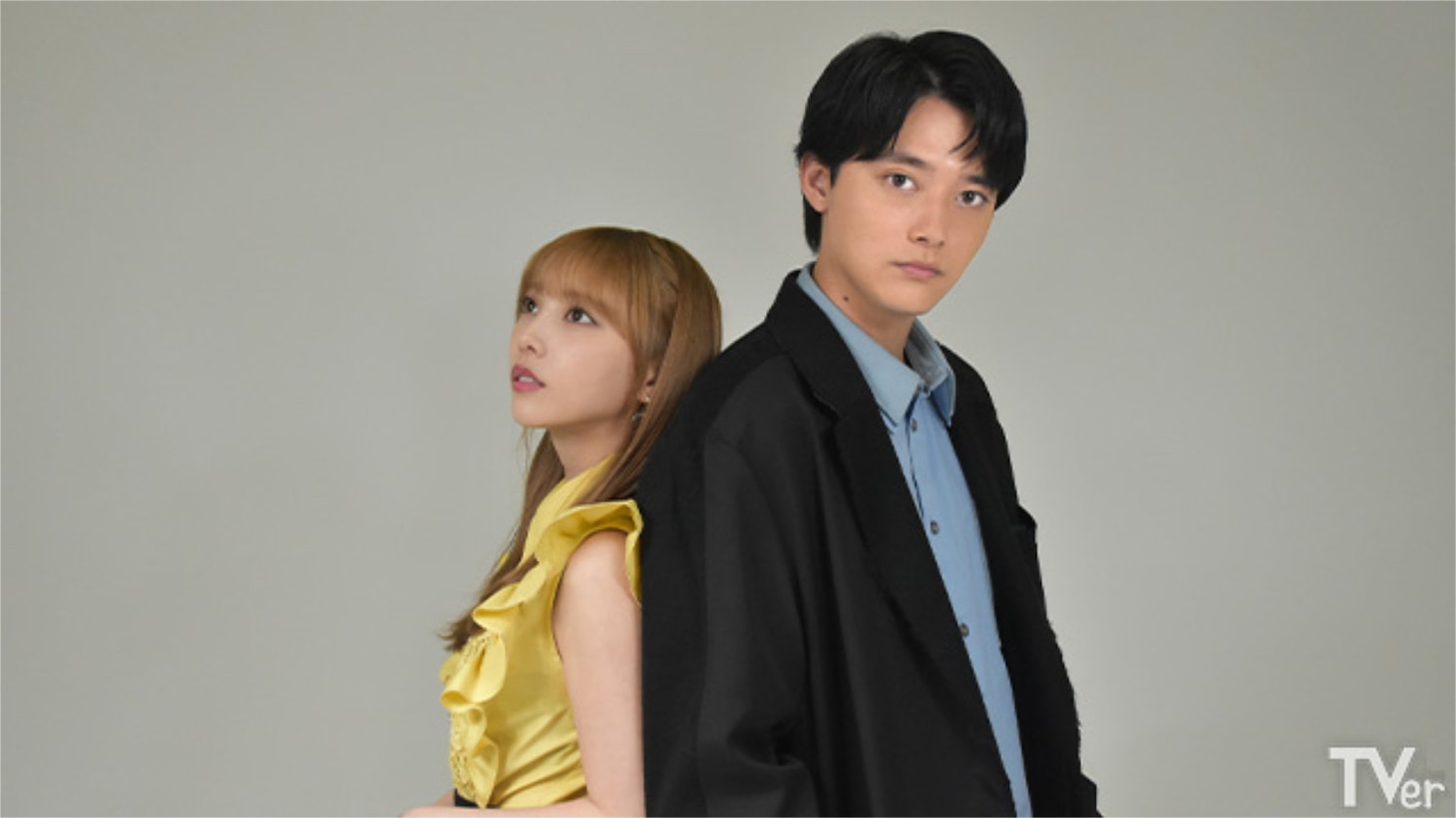 左から与田祐希、櫻井海音