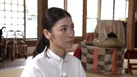 「『スイッチインタビュー』瀧内公美×青山俊董 EP1」より、瀧内公美