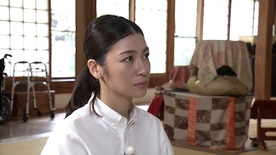「『スイッチインタビュー』瀧内公美×青山俊董 EP1」より、瀧内公美