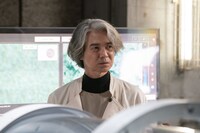 特集ドラマ「火星の女王」で吉岡秀隆が演じるリキ・カワナベ