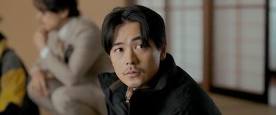 成田凌演じる主人公の介護士・浅岡信治