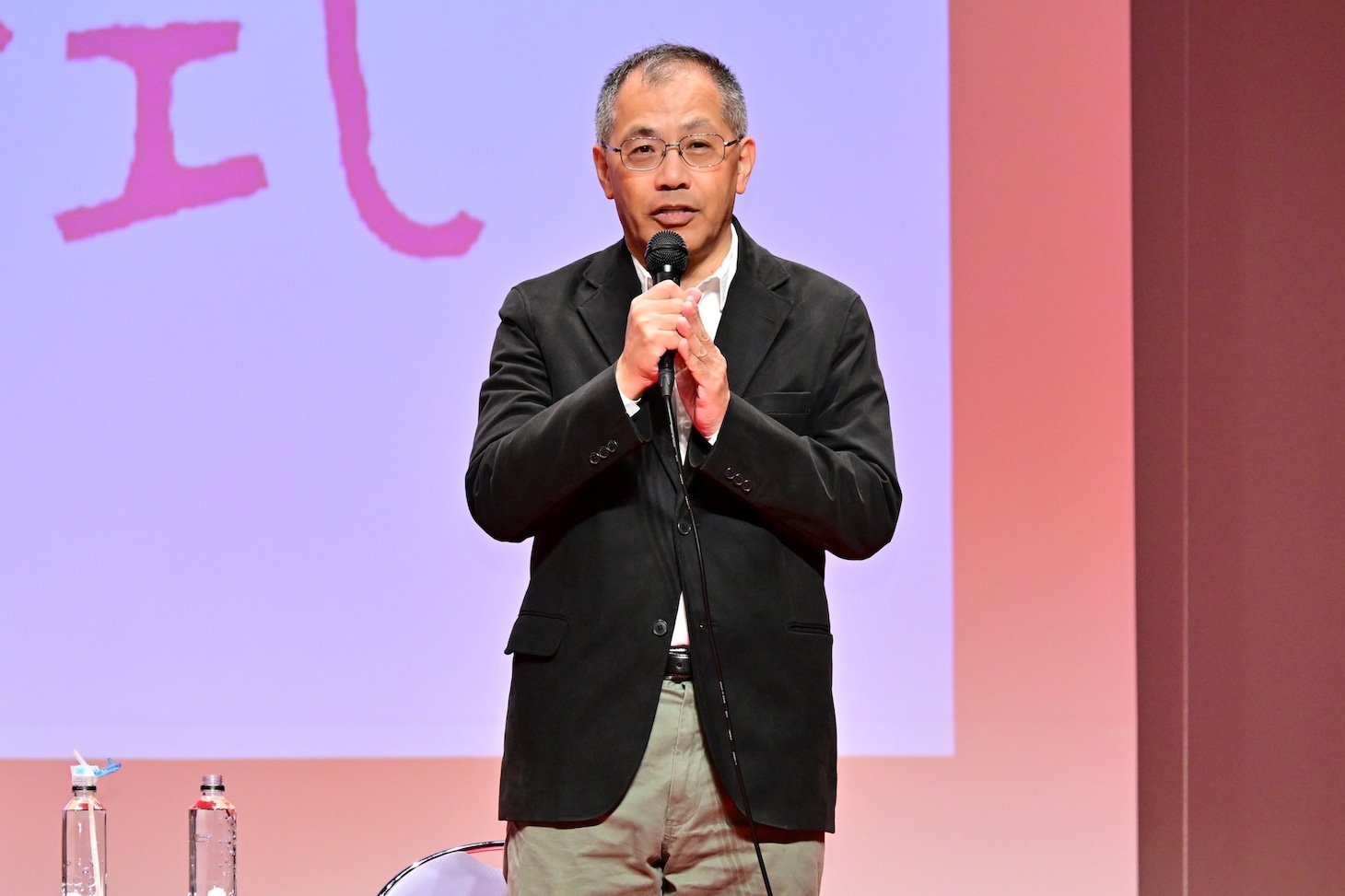 中西健二