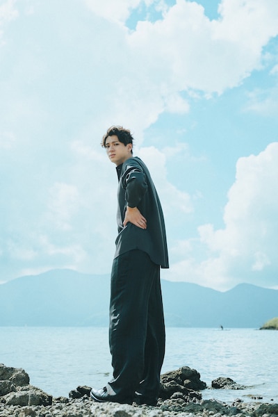 山田裕貴「怪人」中面（東京ニュース通信社刊）