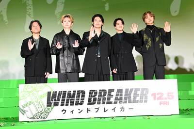 映画「WIND BREAKER／ウィンドブレイカー」キックオフイベントの様子。左から萩原健太郎、綱啓永、水上恒司、木戸大聖、JUNON（BE:FIRST）
