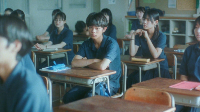 マイナビ新Web CM「夏が終わった。未来がはじまった。」場面写真