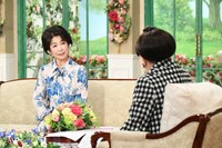 「徹子の部屋」より、市毛良枝（奥）と黒柳徹子（手前）