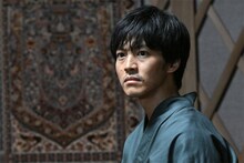 日曜劇場「VIVANT」続編より、松坂桃李演じる黒須駿