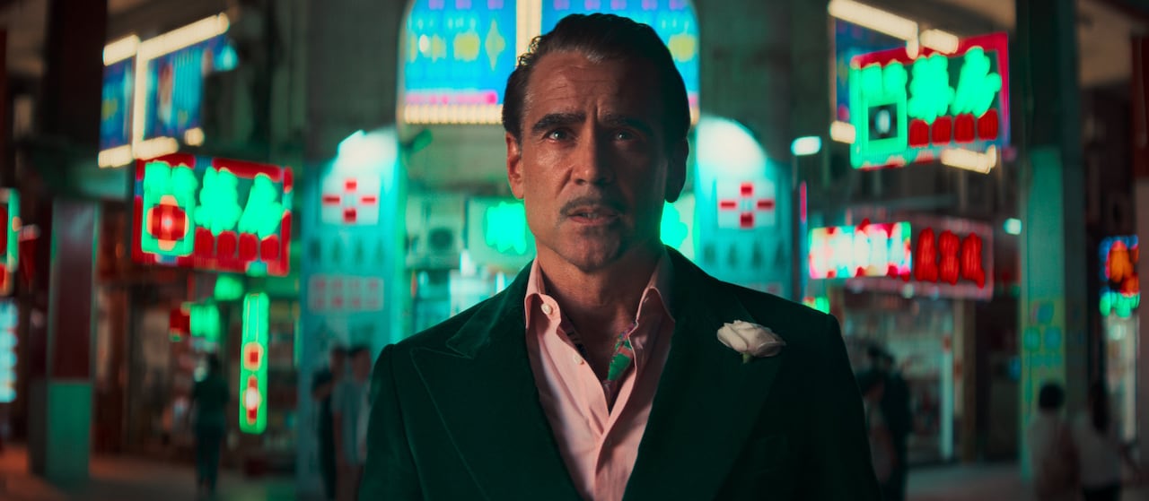 「端くれ賭博人のバラード」場面写真。コリン・ファレル演じるギャンブラーのロード・ドイル。