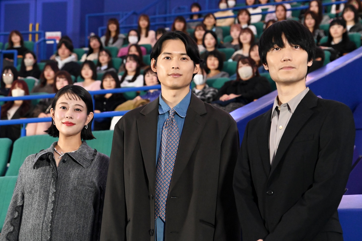 映画「秒速5センチメートル」大ヒット御礼プラネタリウムイベントの様子。左から高畑充希、松村北斗（SixTONES）、奥山由之