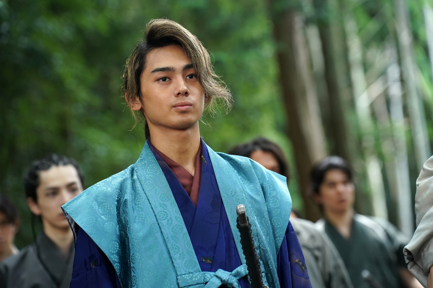 ドラマ「仮面の忍者 赤影」で髙橋慧斗が演じる森蘭丸。19歳の髙橋はLDH主催のオーディション番組「ゴールデンドリーム」を勝ち抜き、蘭丸役を射止めた