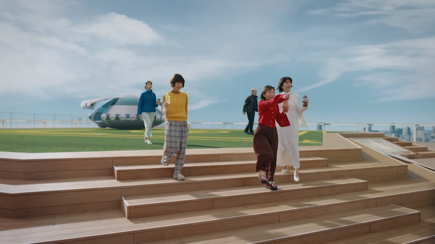 テレビCM「宇宙人ジョーンズ・四姉妹／アイデア」篇より
