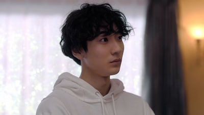 「人間標本」より、秋谷郁甫演じる黒岩大