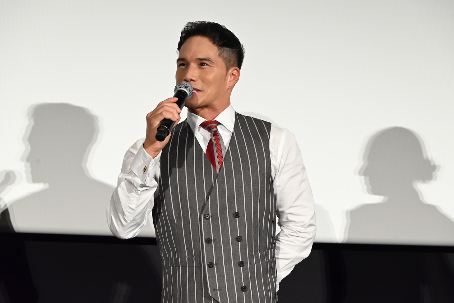 市原隼人