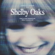 ホラー映画「シェルビー・オークス」失踪者の笑顔が浮かぶ新ビジュアル、特別映像も公開