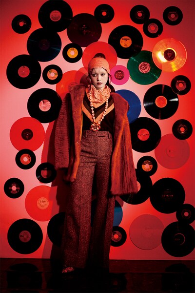 「装苑」2025年12月号より、髙石あかり（撮影：蜷川実花 LUCKY STAR）