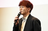 「ミーツ・ザ・ワールド」公開記念舞台挨拶に登壇した松居大悟