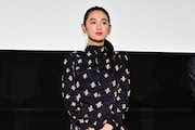 「富士山と、コーヒーと、しあわせの数式」公開記念舞台挨拶に登壇した八木莉可子
