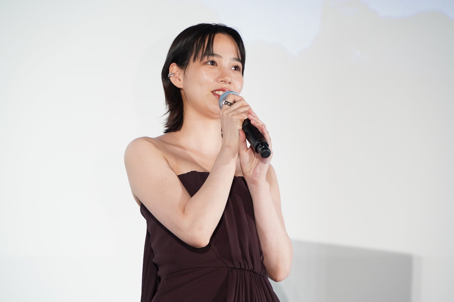 「てっぺんの向こうにあなたがいる」舞台挨拶に登壇したのん