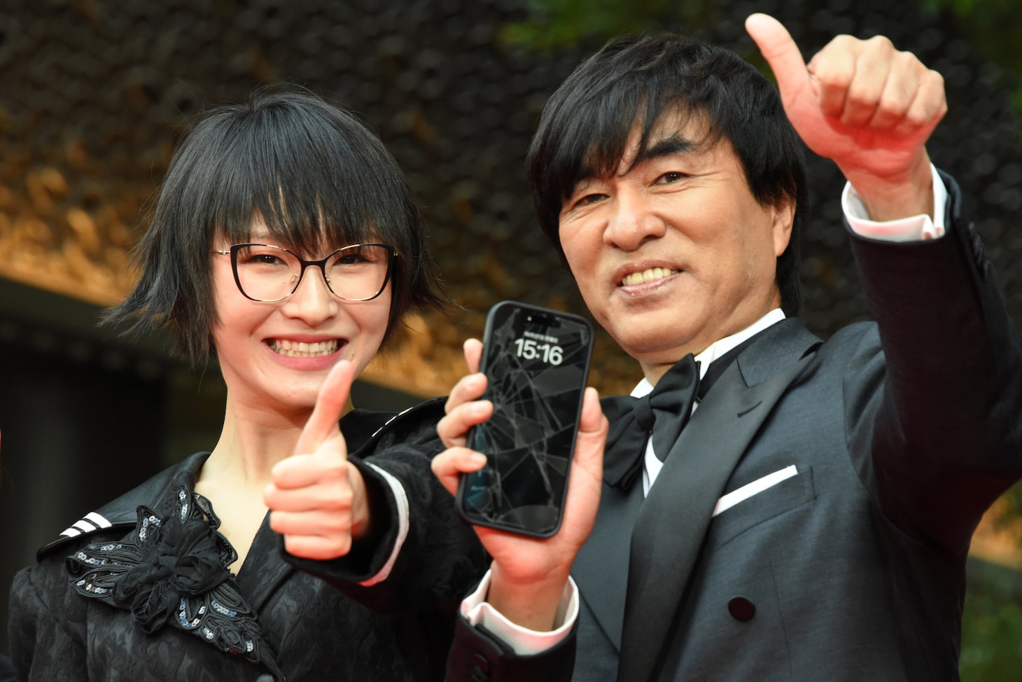 第38回東京国際映画祭のレッドカーペットイベントに参加したSUZUKA、河森正治