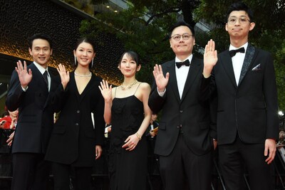 第38回東京国際映画祭のレッドカーペットイベントの様子。左からリウ・グァンティン（劉冠廷）、ジェニファー・ユー（余香凝）、吉岡里帆、シュー・チェンチエ（許承傑）、クリフォード・ミウ（苗華川）