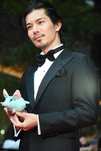 第38回東京国際映画祭のレッドカーペットイベントに参加した柿澤勇人