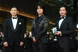 第38回東京国際映画祭のレッドカーペットイベントの様子。左から髙橋渉、佐野晶哉、柿澤勇人