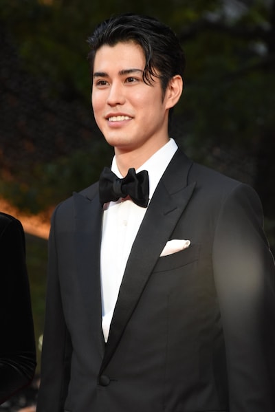 第38回東京国際映画祭のレッドカーペットイベントに参加した寛一郎