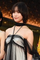 第38回東京国際映画祭のレッドカーペットイベントに参加した南沙良