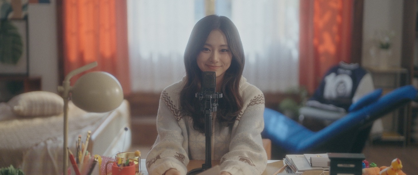 「ONE IN A MILL10N」シーンカット