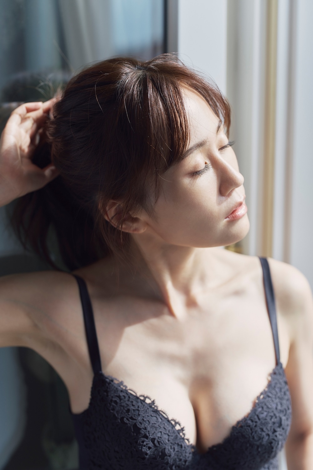 「前田敦子写真集 タイトル未定」より