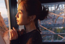 「前田敦子写真集 タイトル未定」より。撮影は“大人の恋”をテーマに行われた