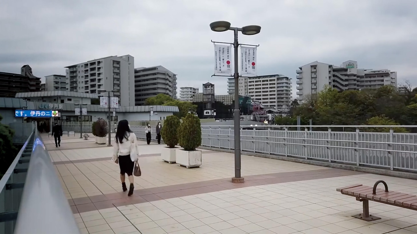 「BETWEEN YESTERDAY & TOMORROW 兵庫県 伊丹市／2021年4月12日」場面写真