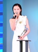 東京ドラマアウォード2025でローカル・ドラマ賞を受賞した「ススキノ・インターン～マーケ学生ユキナの、スナック立て直し記～」の加藤小夏