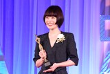 東京ドラマアウォード2025で助演女優賞を受賞した日曜劇場「海に眠るダイヤモンド」の杉咲花