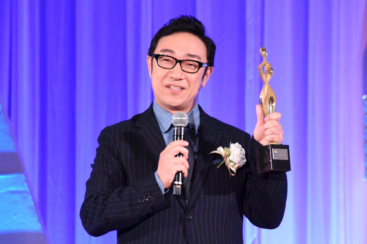 【東京ドラマアウォード】「ホットスポット」の東京03角田晃広、助演男優賞に輝く