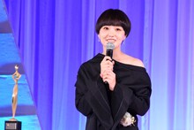 東京ドラマアウォード2025で主演女優賞を受賞した「東京サラダボウル」の奈緒