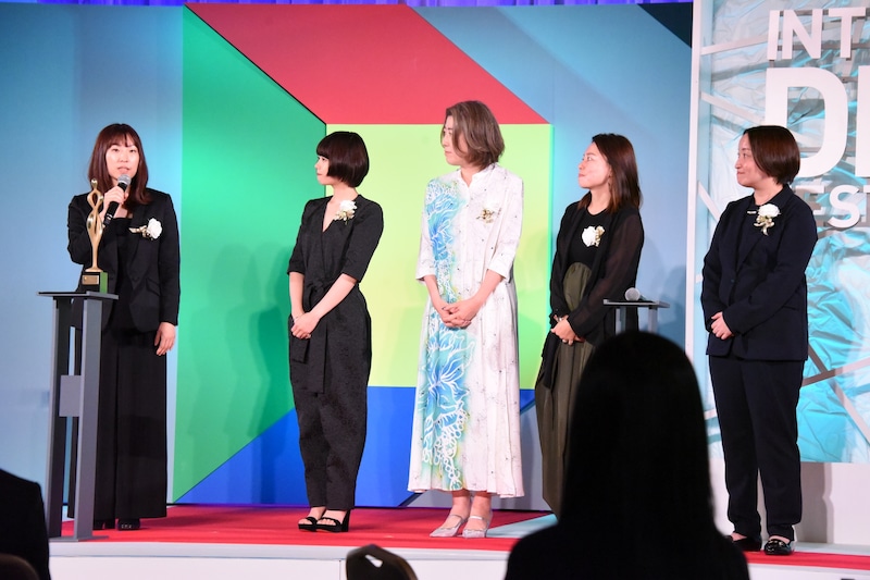 東京ドラマアウォード2025で作品賞 連続ドラマ部門のグランプリに輝いた「海に眠るダイヤモンド」チーム