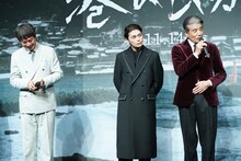 左から椎名桔平、眞栄田郷敦、舘ひろし