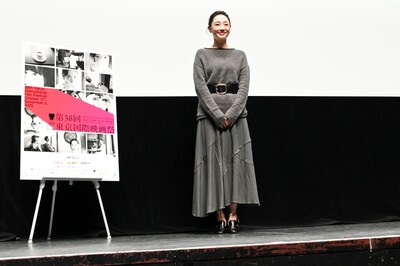 中国映画「春の木」（春树）ワールド・プレミアに登壇したバイ・バイホー（白百何）