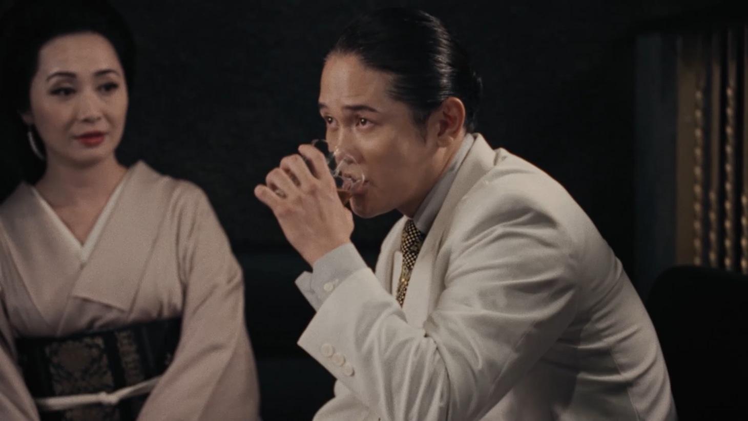 「極道の妻たち エピソード零 『100円レンタカー』篇」場面写真