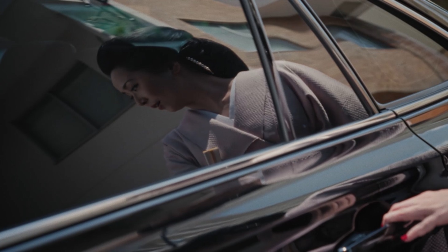 「極道の妻たち エピソード零 『新車市場』篇」場面写真