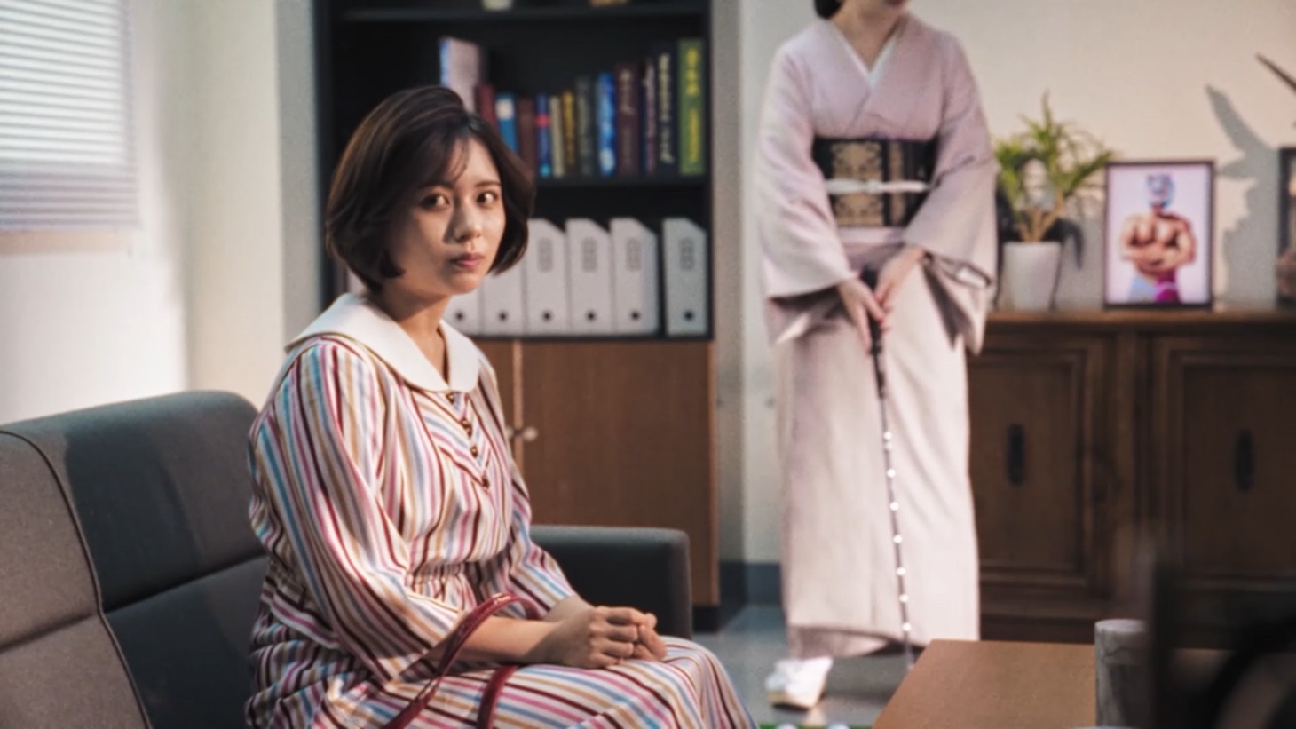 「極道の妻たち エピソード零 『コレCARラ』篇」場面写真