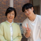 JO1豆原一成、おばあちゃんに駆け寄る 市毛良枝との共演作「ふじこーひー」メイキング映像