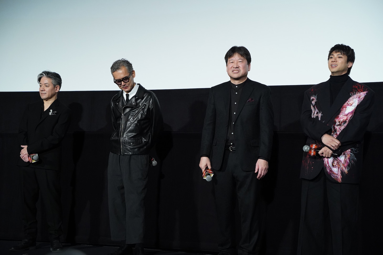 左から永井聡、渡部篤郎、佐藤二朗、山田裕貴