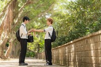 「𨍭過頭,替你擦眼淚（原題）」場面写真