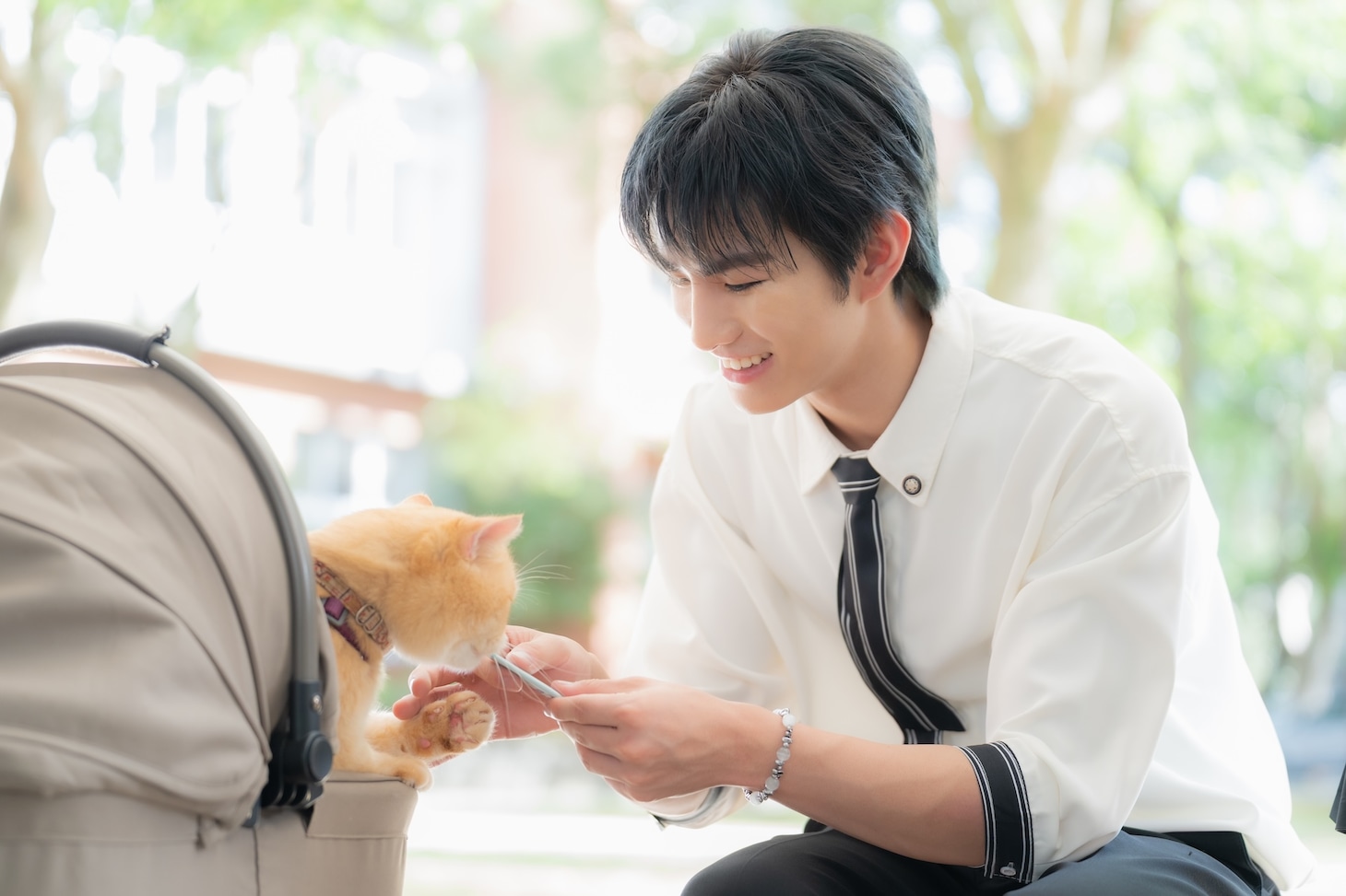 「𨍭過頭,替你擦眼淚（原題）」場面写真