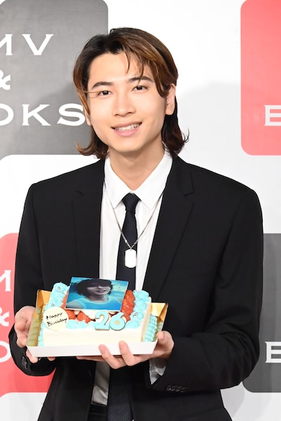 バースデーサプライズを喜ぶ庄司浩平