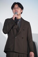 「金髪」舞台挨拶に登壇した田村健太郎