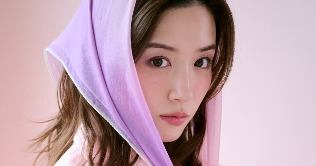 永野芽郁の2026カレンダー12月に発売、テーマは一緒に過ごす春夏秋冬 