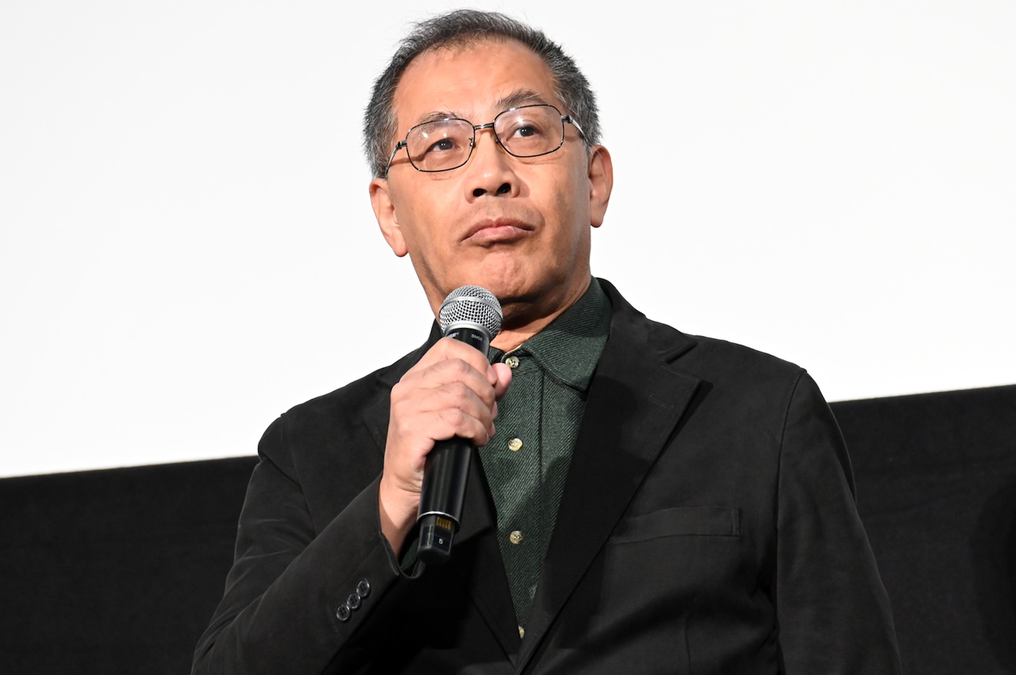 映画「富士山と、コーヒーと、しあわせの数式」公開御礼舞台挨拶に登壇した中西健二